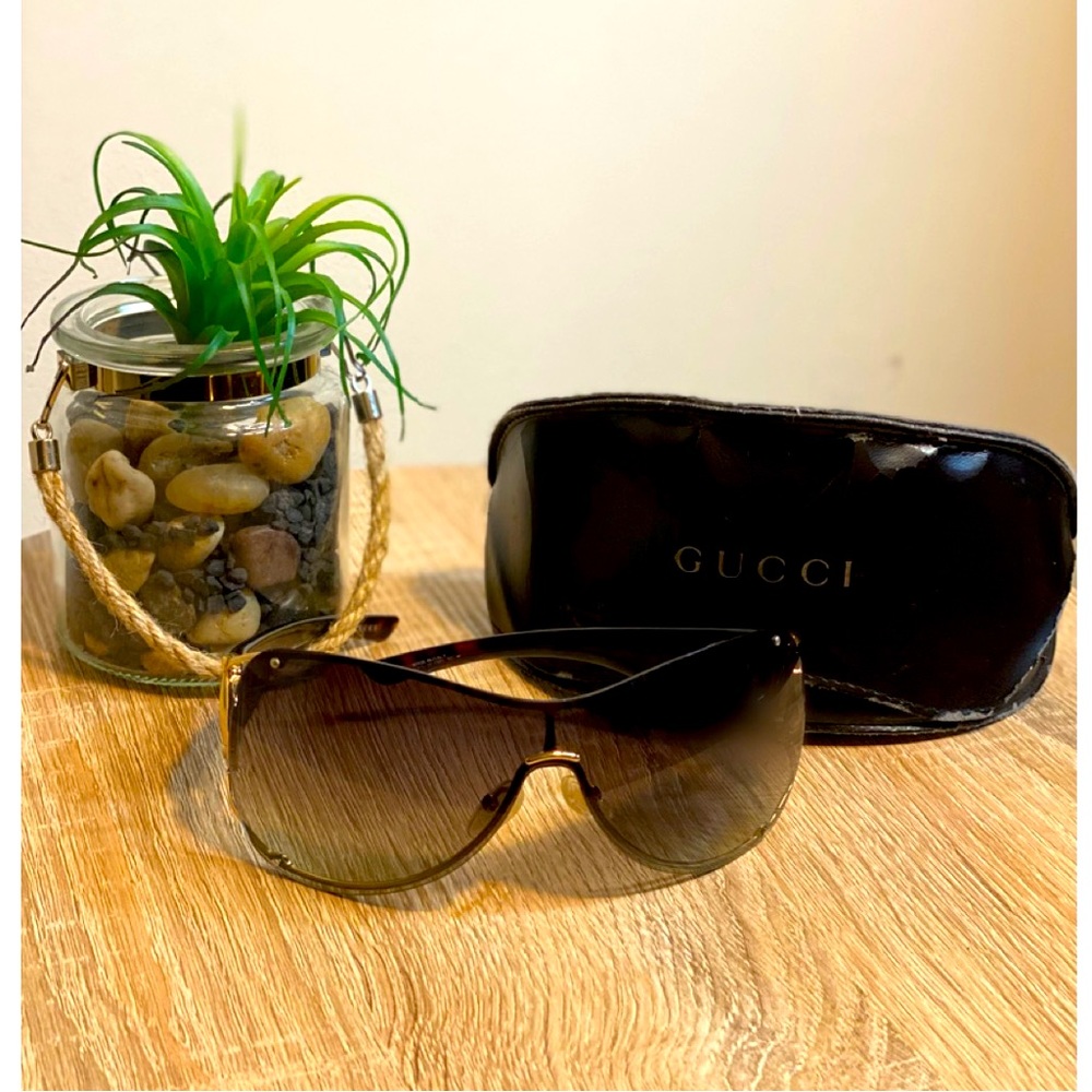 Vintage GG 2764/S Gucci HorseBit Oversized Wrap Around Tortoiseshell Sunglasses